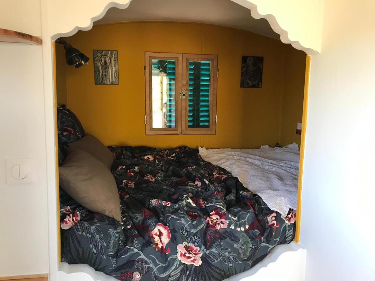 La Chambre D'Apolline Grambois Exterior foto
